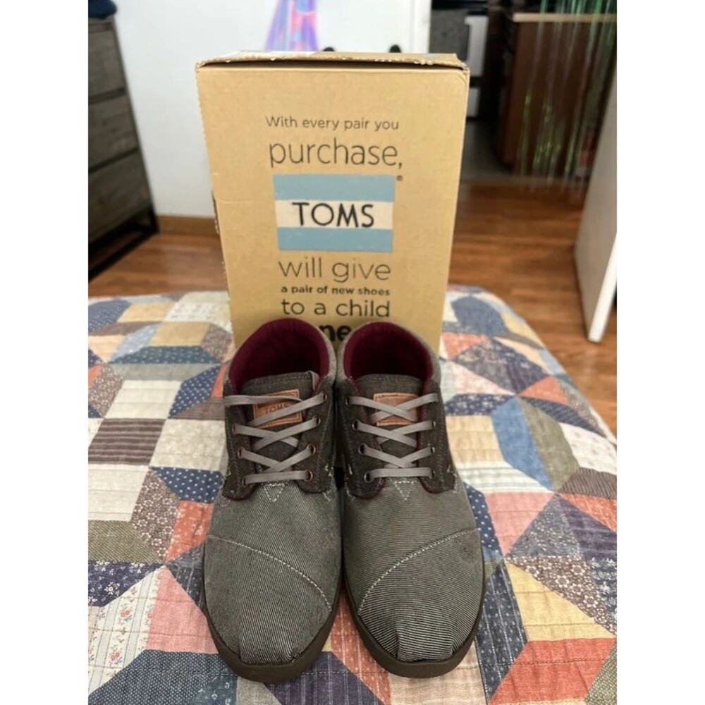 TOMS x Movember Boots Men’s Size 10 Brand New With Original Box
